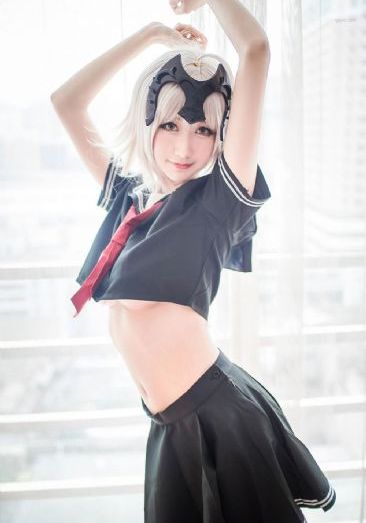 欧美女生街拍秋冬_高清电影完整版