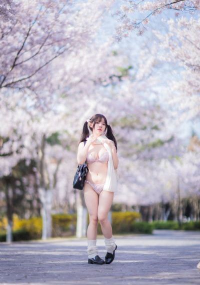 欧美成人亚洲国产中文精品_1080P在线播放