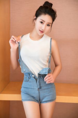 成人之欧美色情图片_迅雷极速版下载